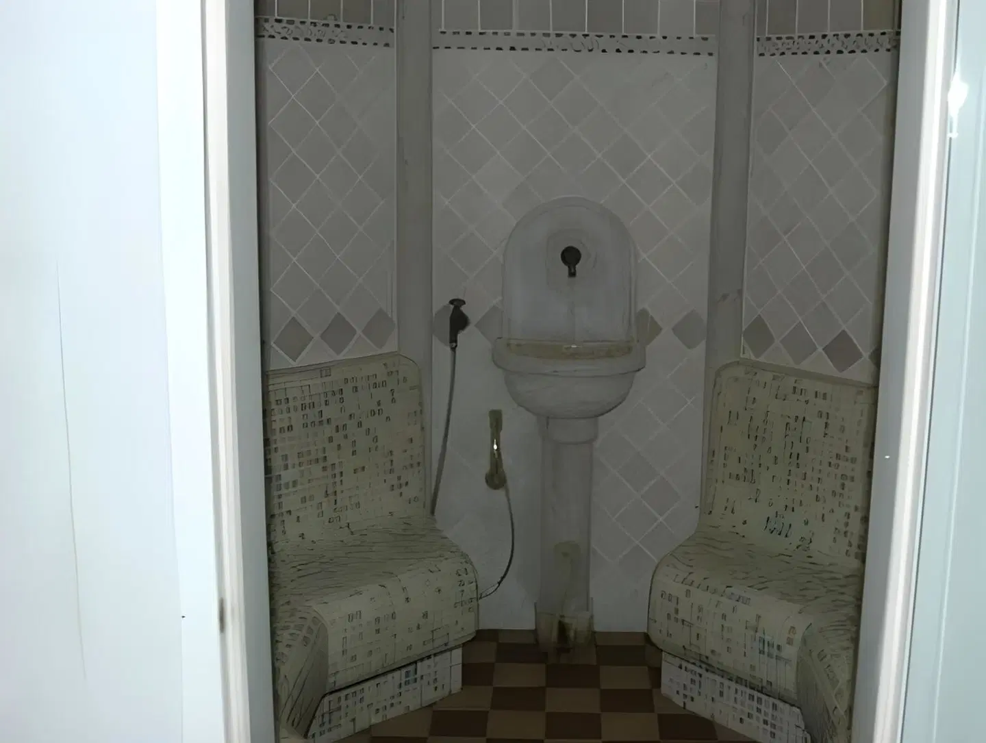 Hotel Bucaneve Badezimmer