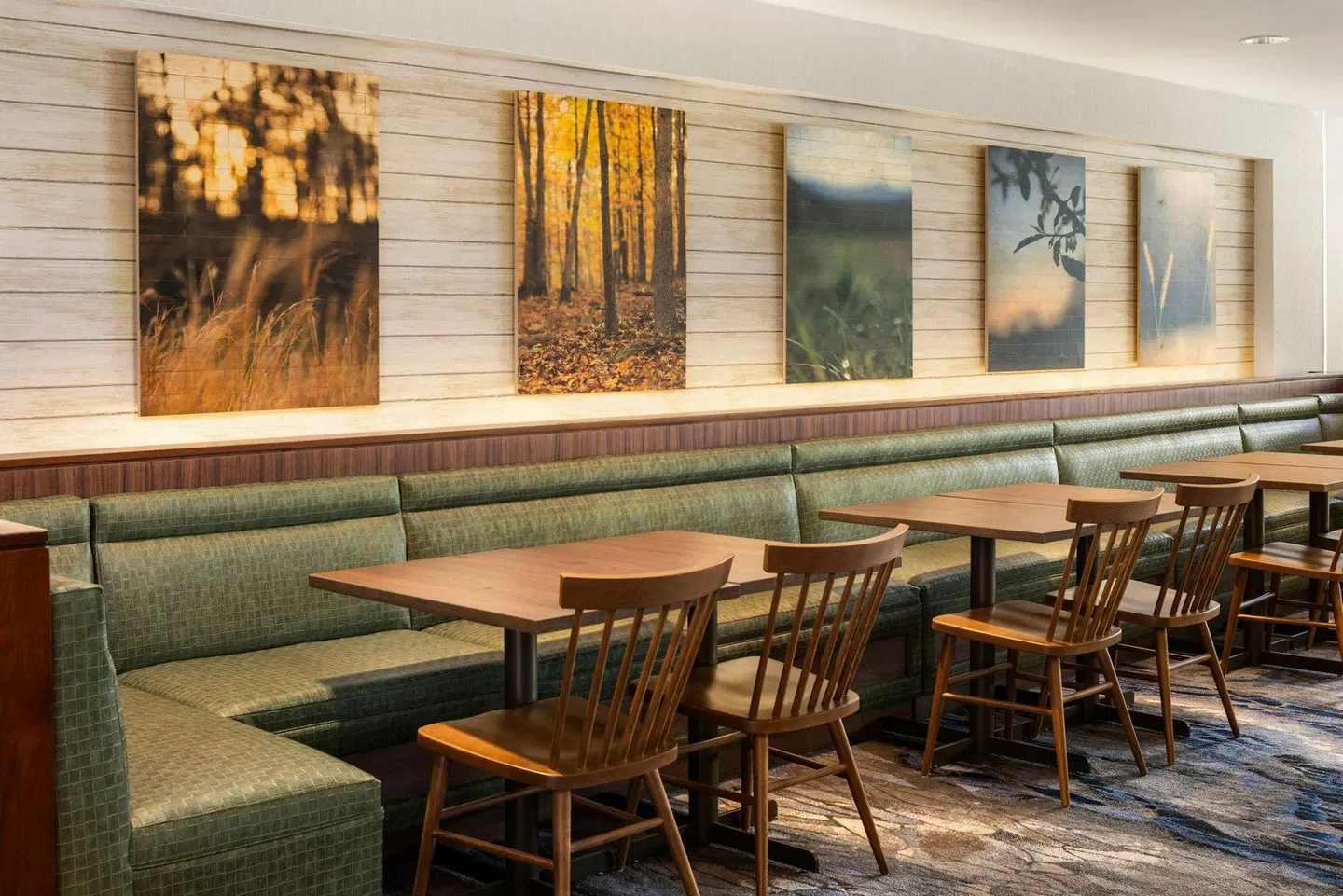 Fairfield by Marriott Inn & Suites La Crosse Downtown Bar