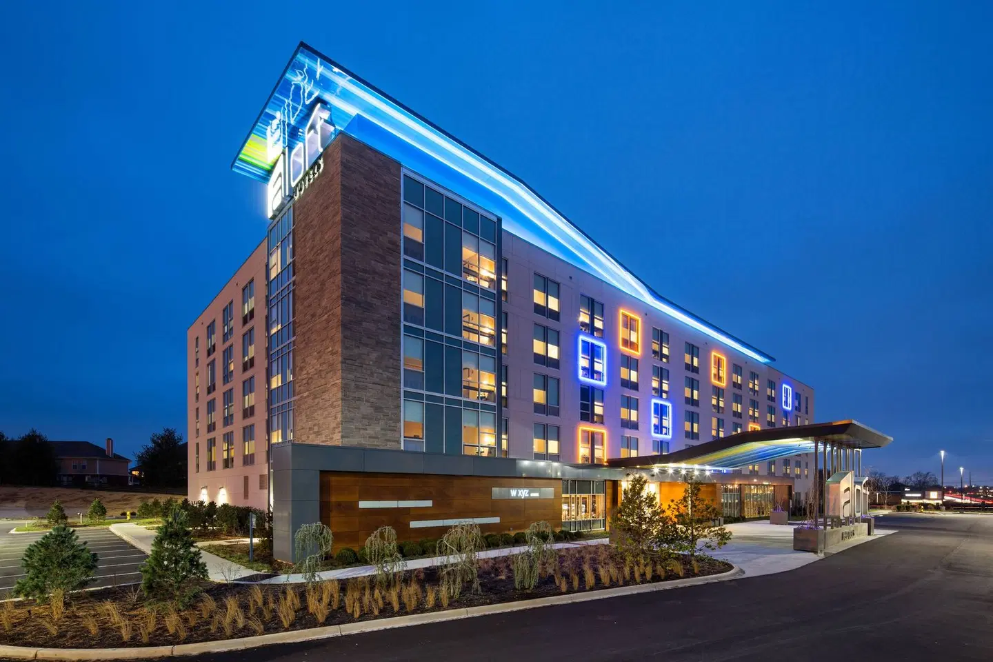 Aloft by Marriott Louisville East EXTERIOR