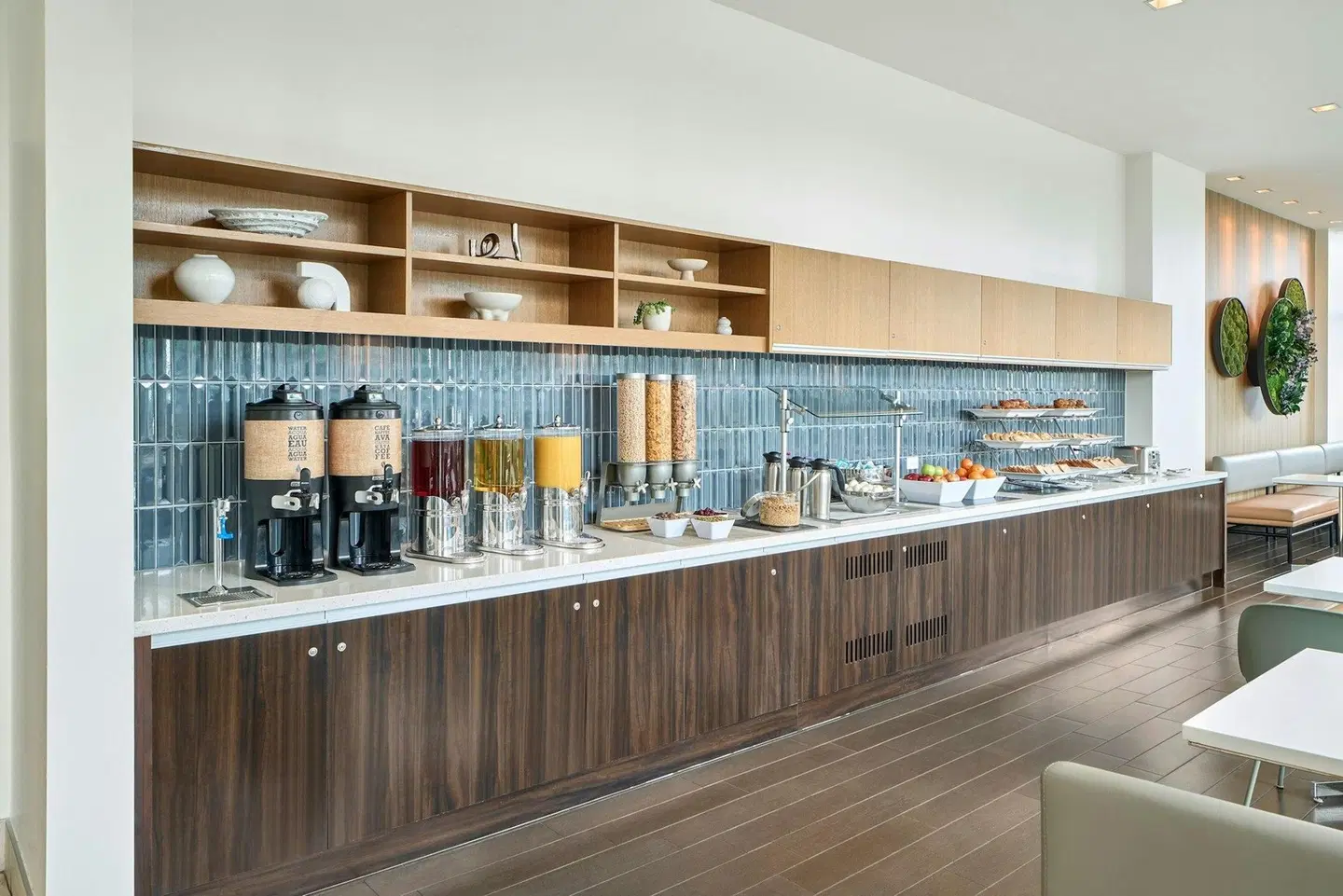 Element by Marriott Vancouver Metrotown Restaurant