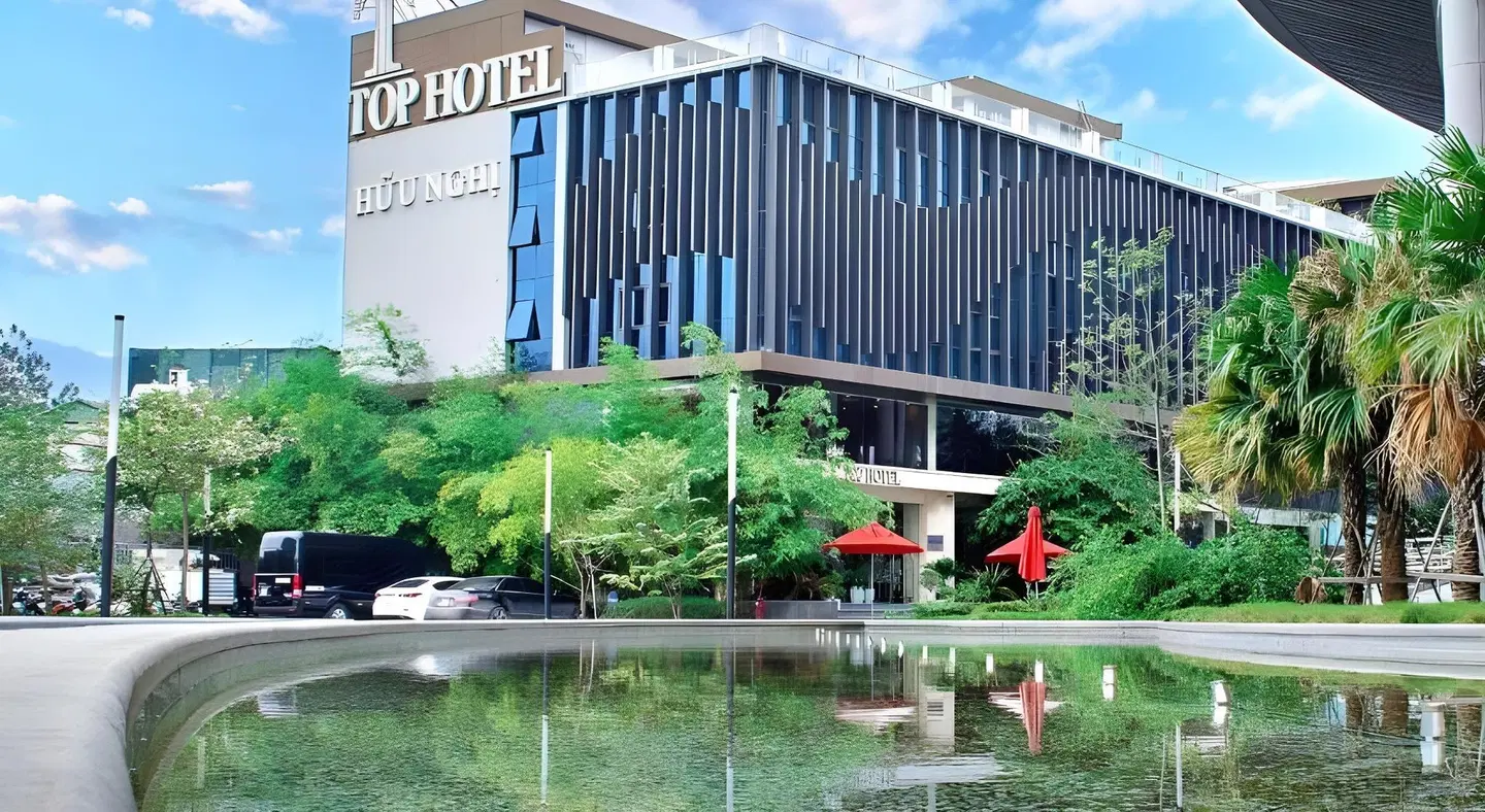 Top Hotel EXTERIOR