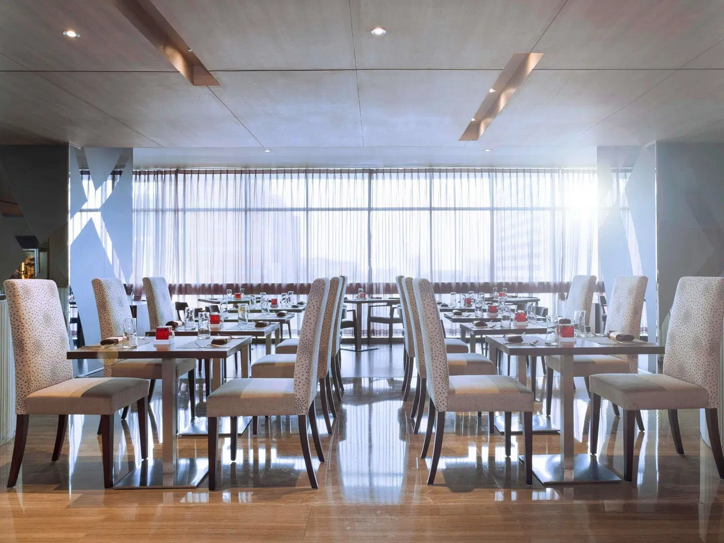 Novotel Jakarta Gajah Mada Hotel Restaurant