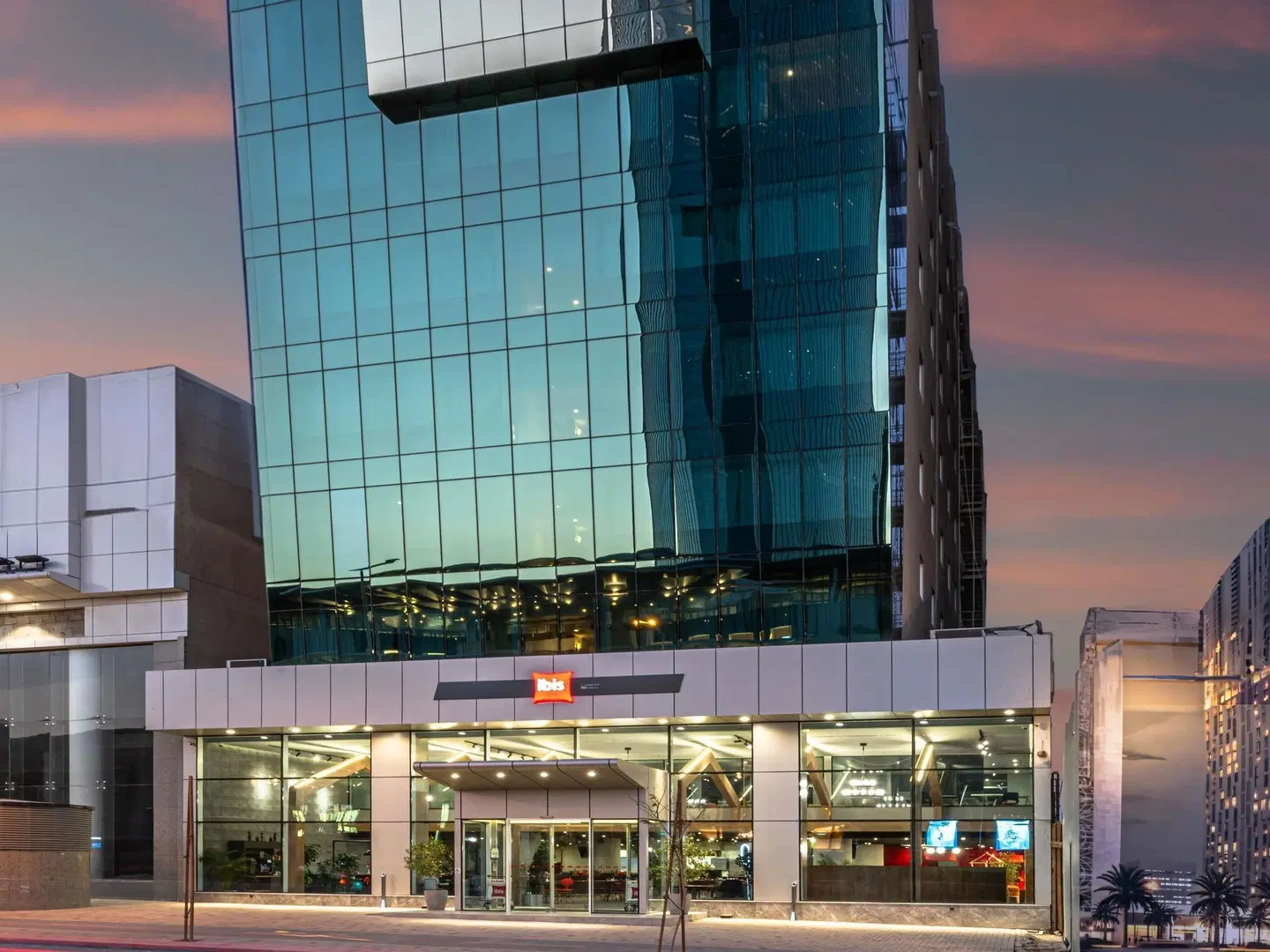 ibis Riyadh Olaya Street EXTERIOR