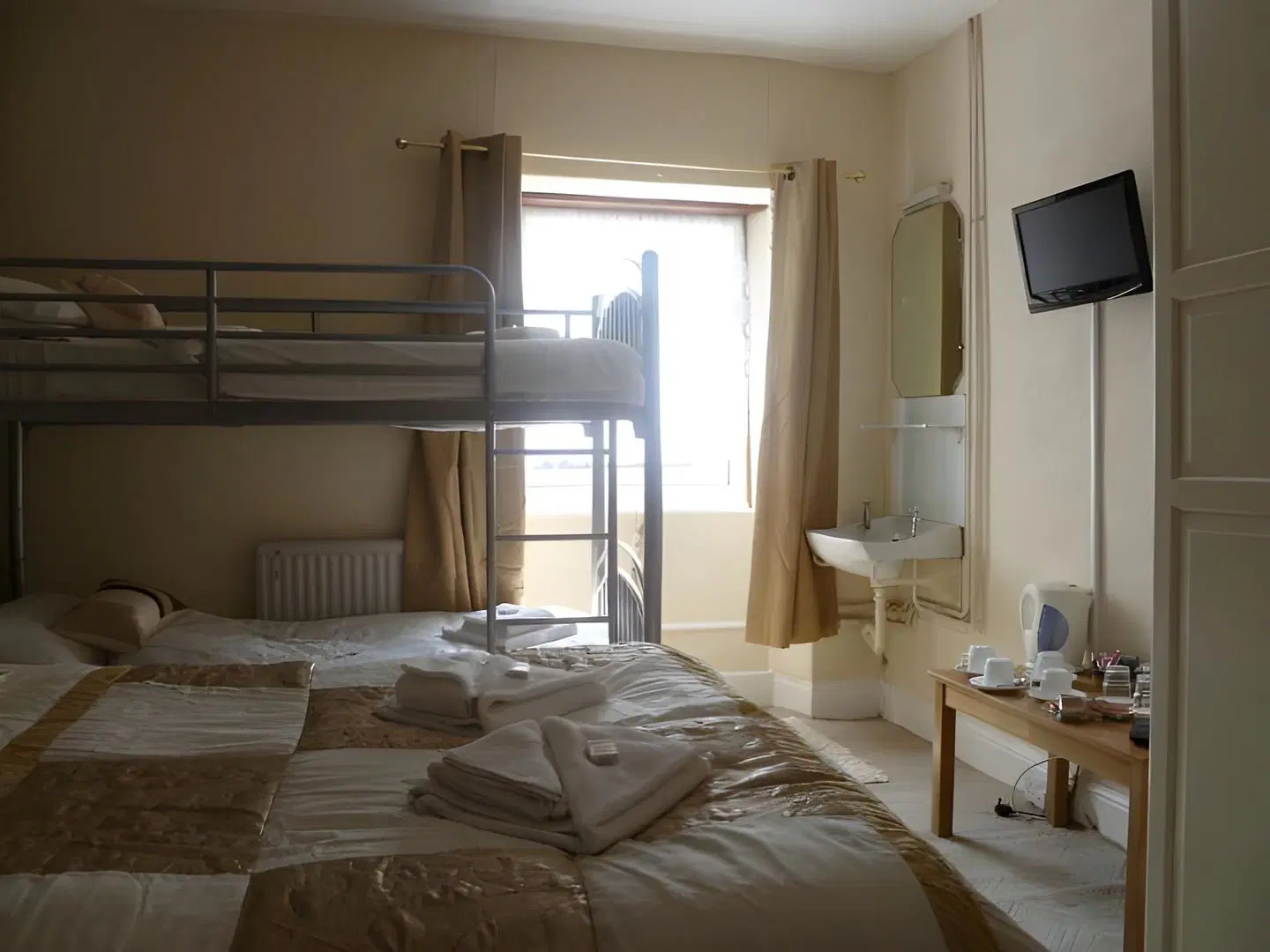 Belle Vue Hotel ROOM_EXAMPLE