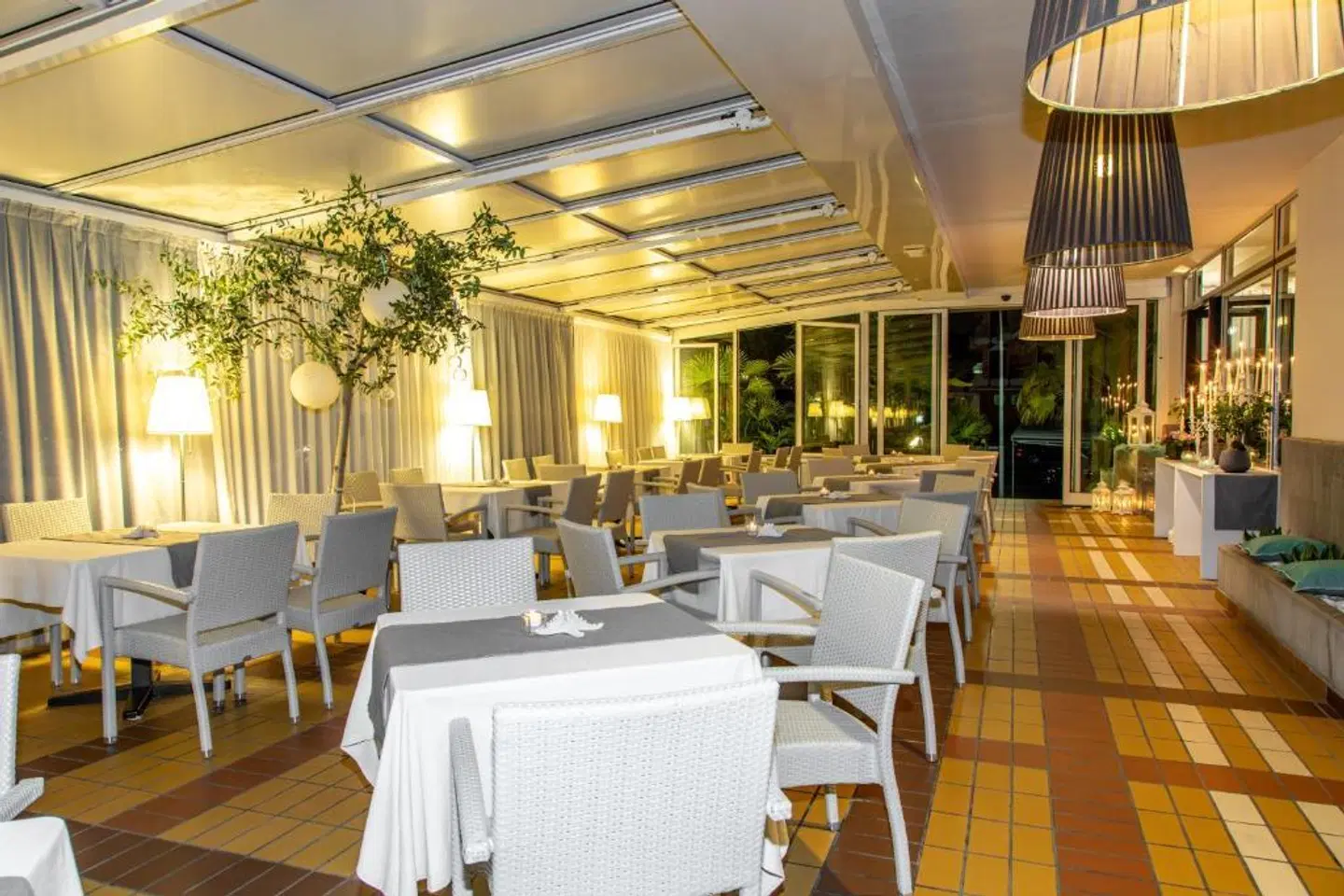 Santiago Restaurant