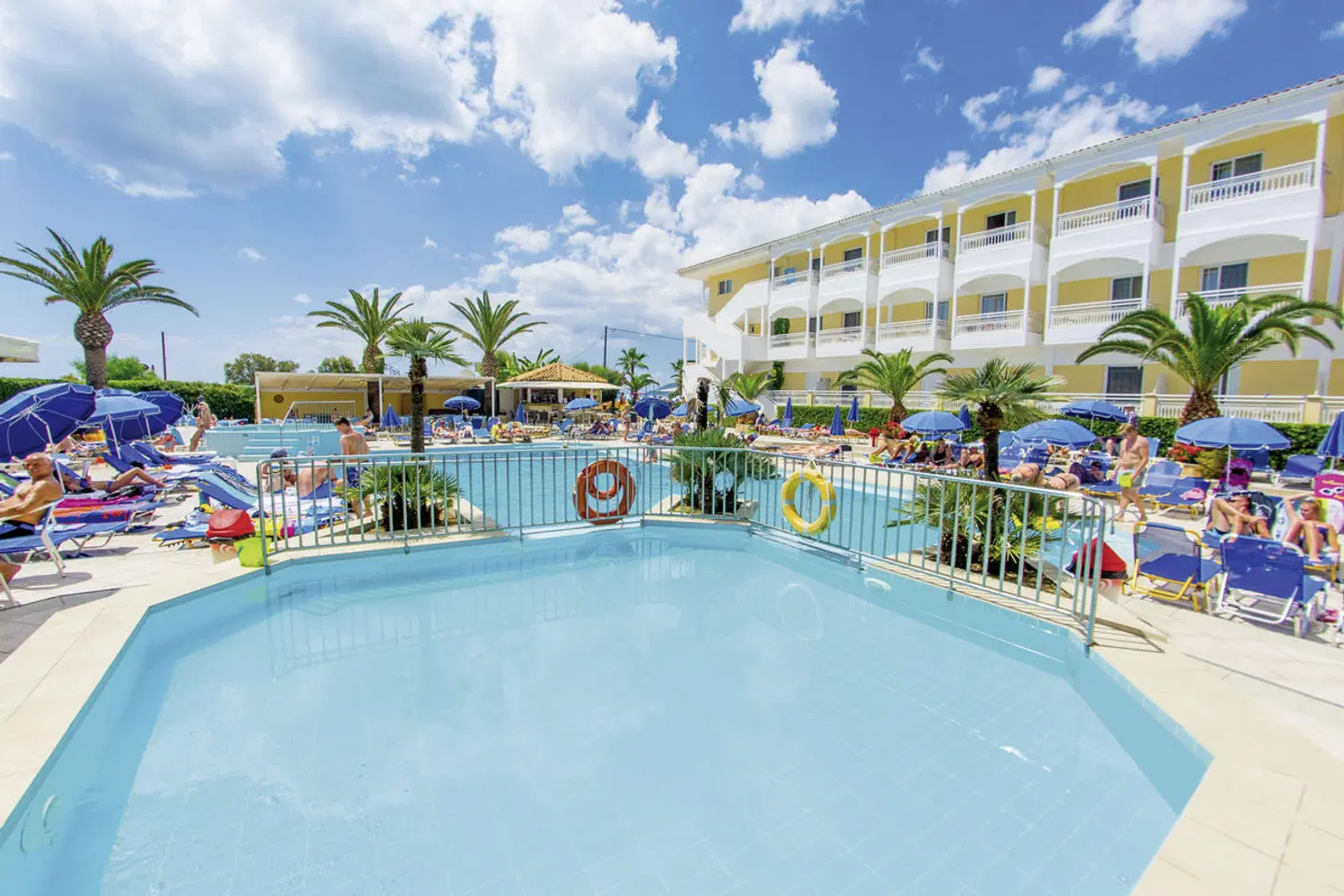 Poseidon Beach OUTDOOR_POOL