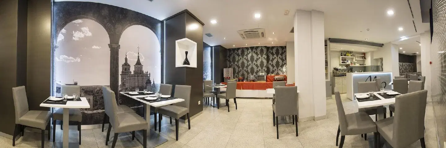 El Mudayyan Restaurant