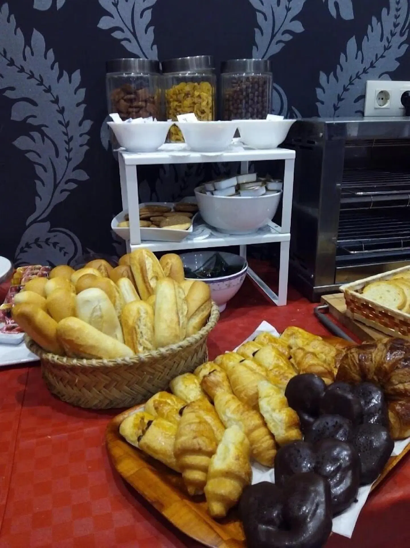 El Mudayyan Restaurant