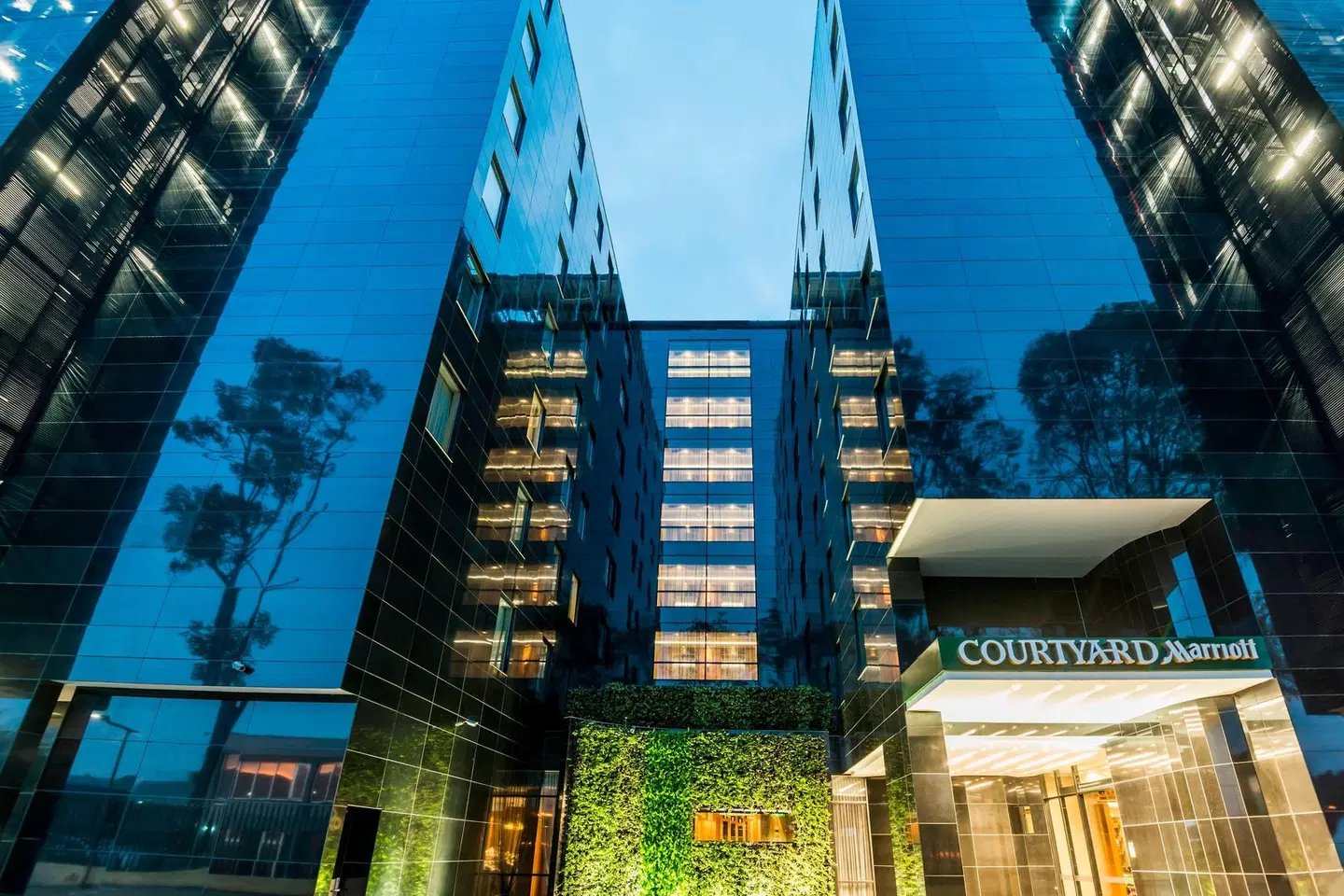 Courtyard by Marriott Bogota Airport EXTERIOR