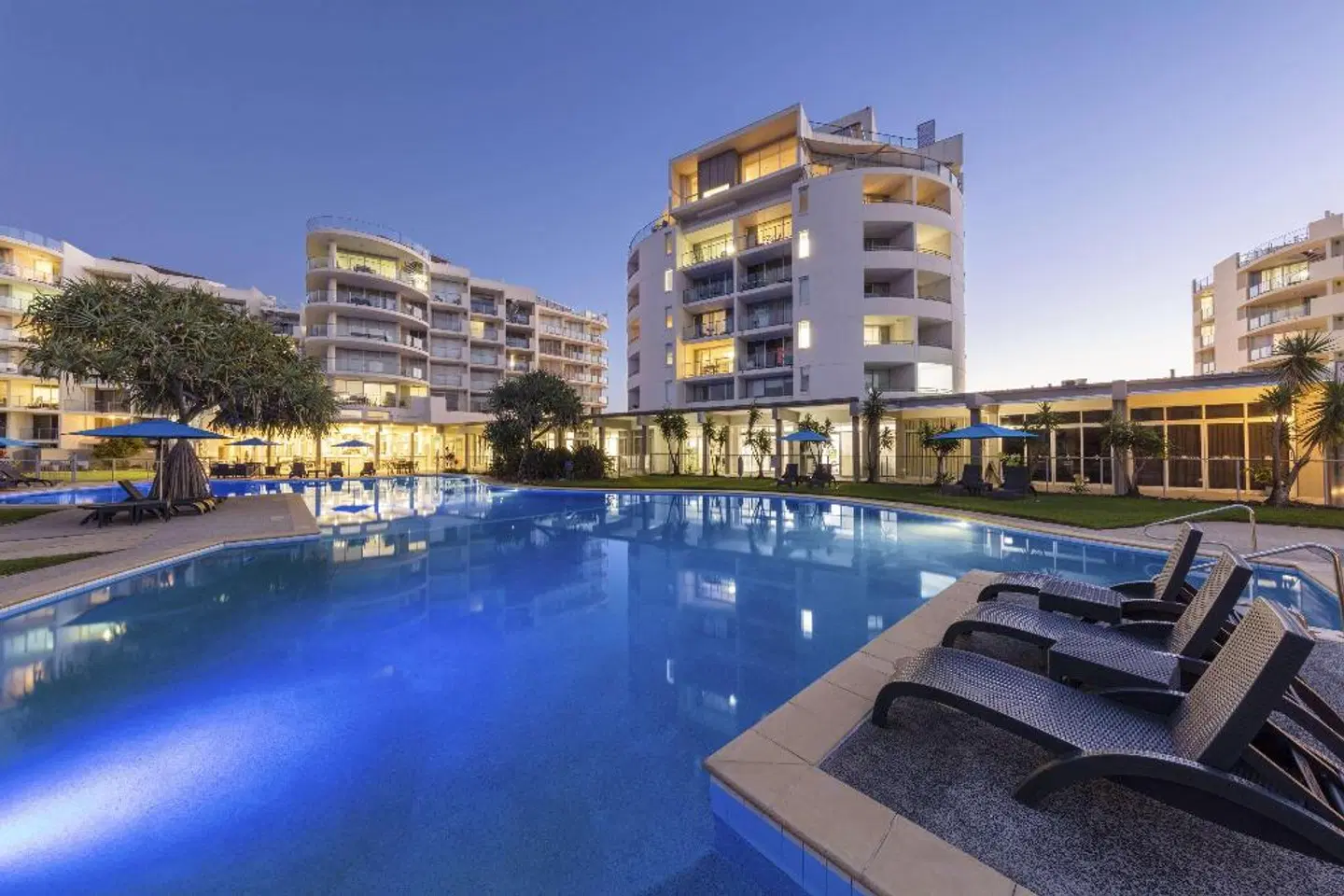 Ramada By Wyndham Marcoola Beach OUTDOOR_POOL