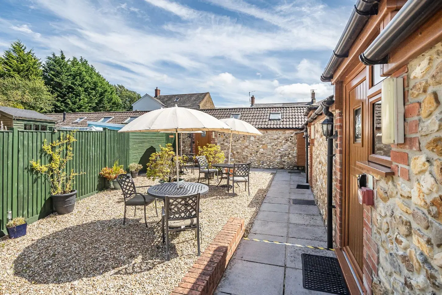The Golden Fleece Terrasse