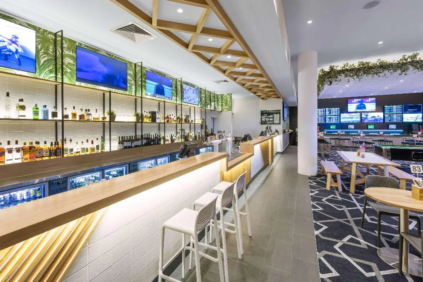 Ramada By Wyndham Marcoola Beach Bar