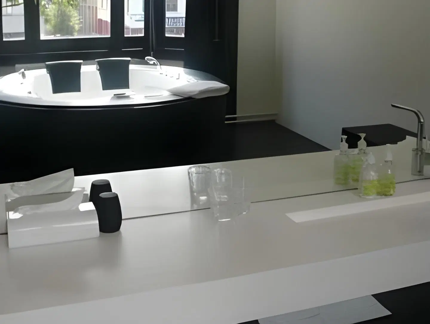 B&B Suites@FEEK Badezimmer