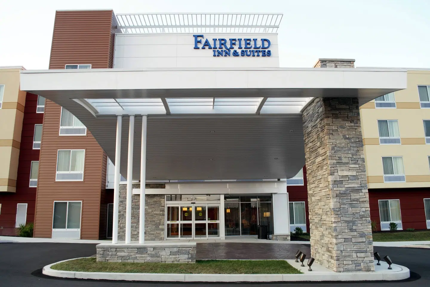 Fairfield by Marriott Inn & Suites Stroudsburg Bartonsville/Poconos EXTERIOR