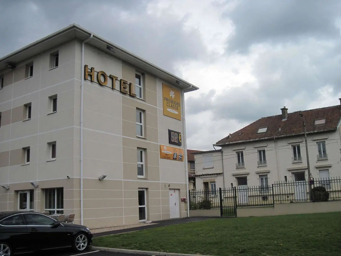 Premiere Classe Epernay EXTERIOR