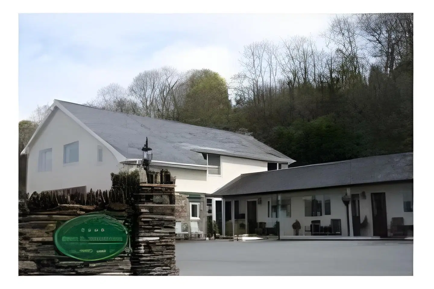 Estuary Lodge EXTERIOR