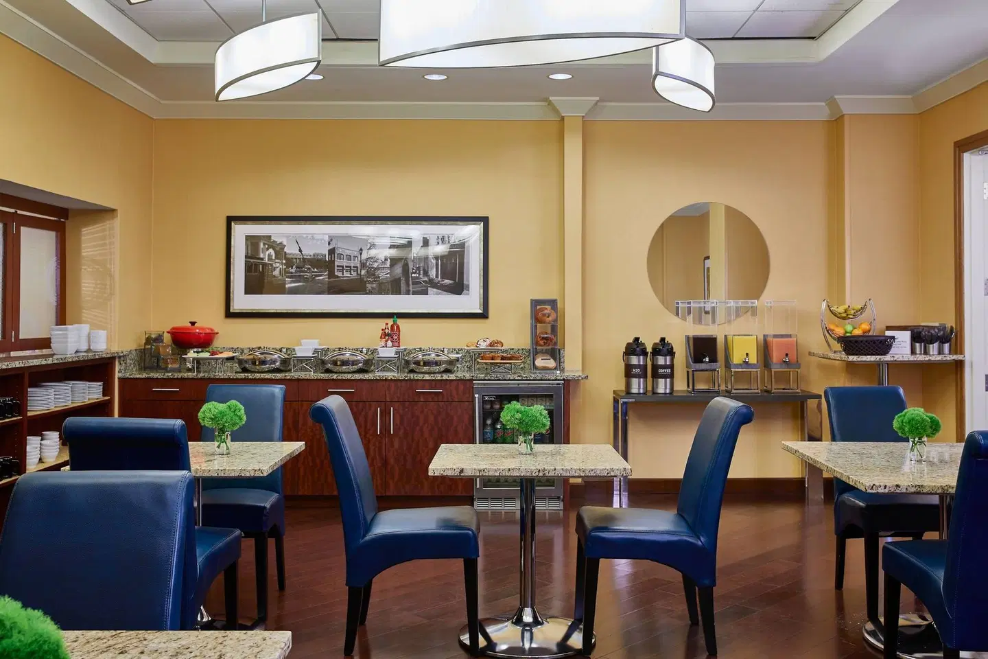 Renaissance Charlotte SouthPark Hotel Bar