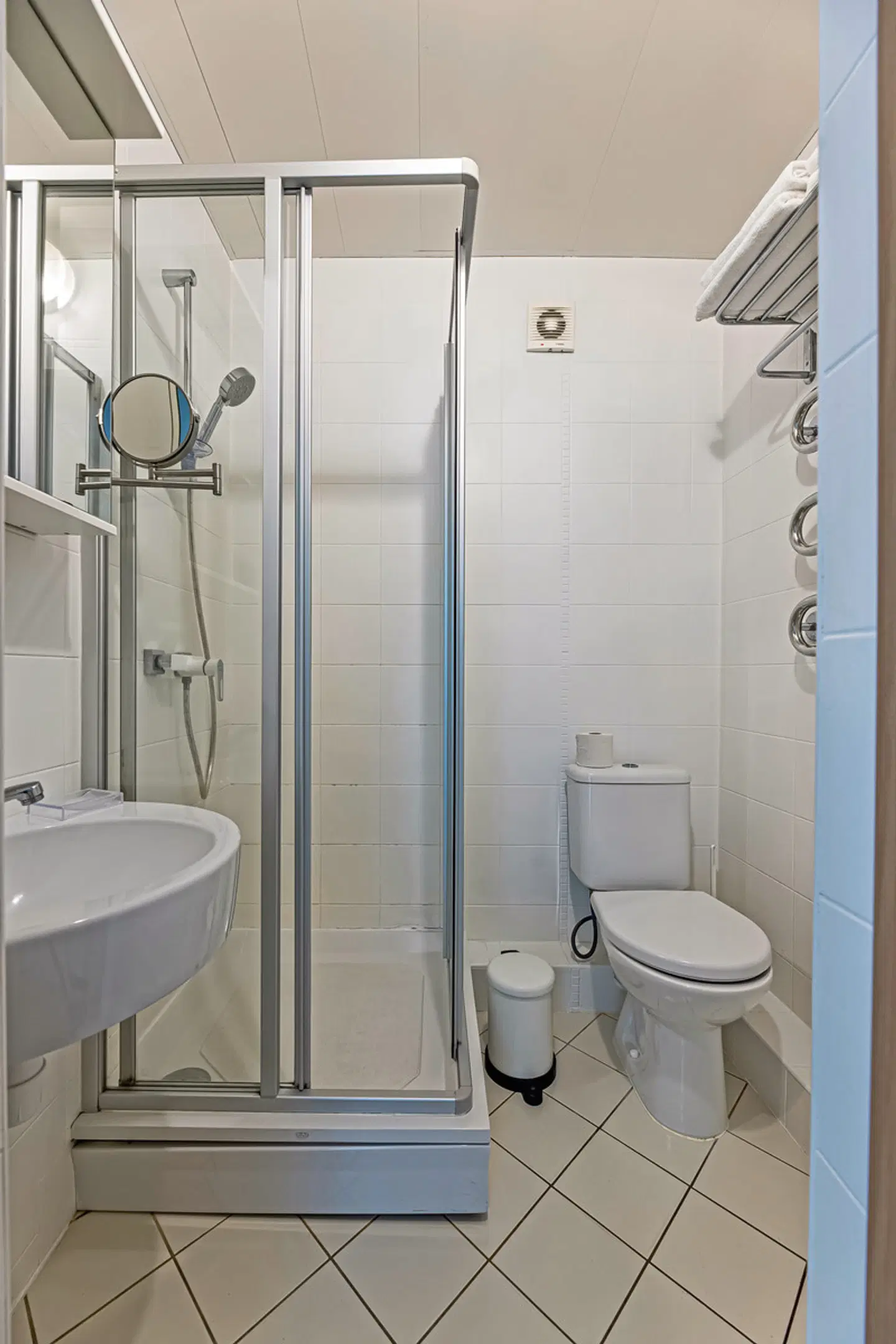 Hotel Nidus Badezimmer
