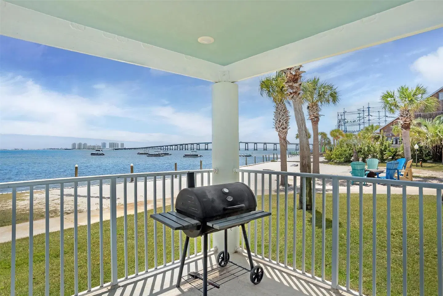 Best Western Navarre Waterfront Terrasse