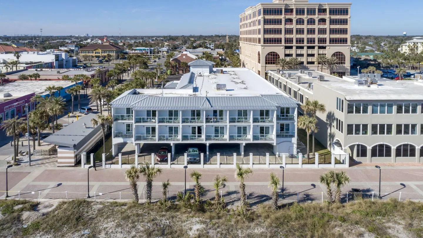 Best Western Oceanfront EXTERIOR