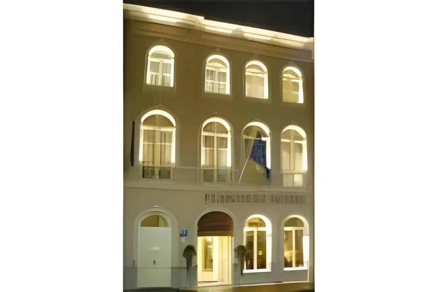 Flanders Hotel - Hampshire Classic EXTERIOR