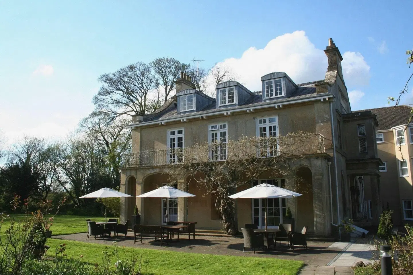Chiseldon House Hotel EXTERIOR