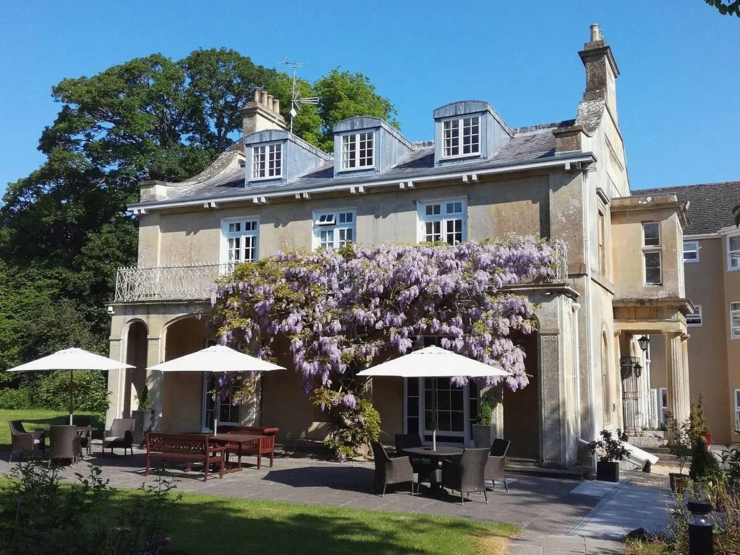 Chiseldon House Hotel EXTERIOR