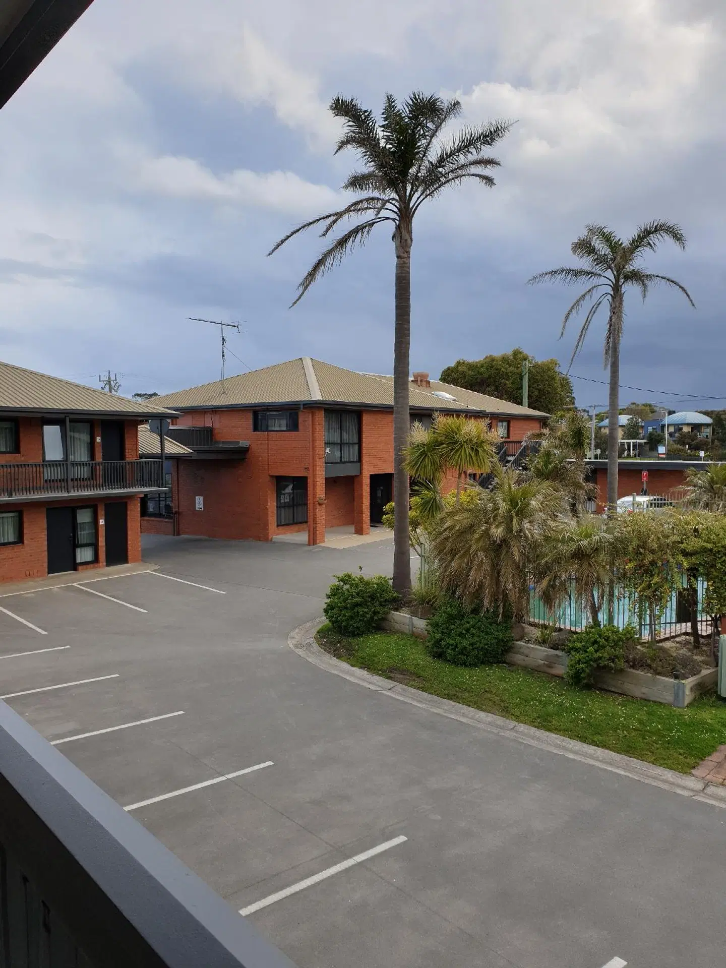 Best Western Apollo Bay Motel & Apartments EXTERIOR