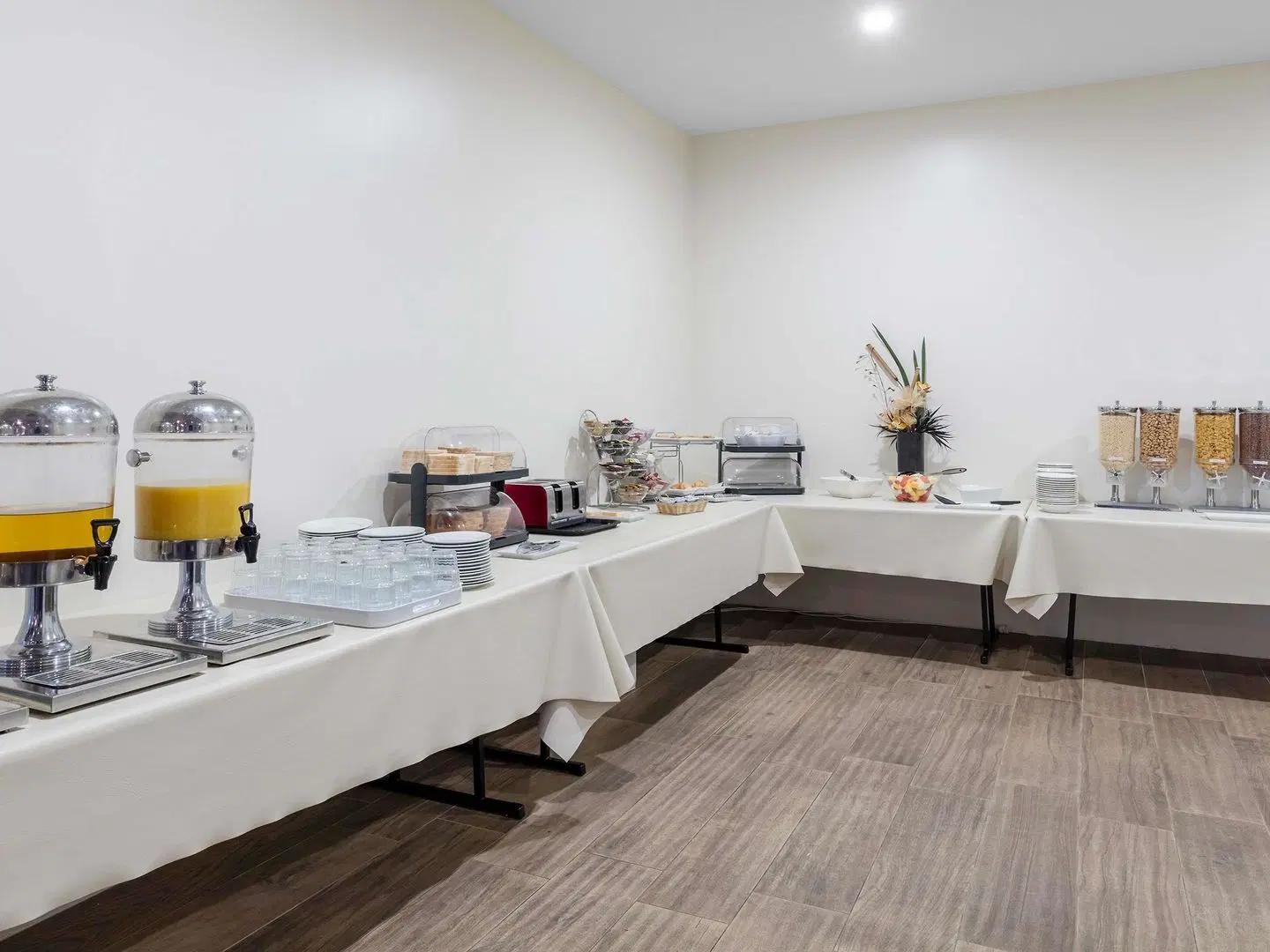 Mercure Goulburn ROOM_EXAMPLE