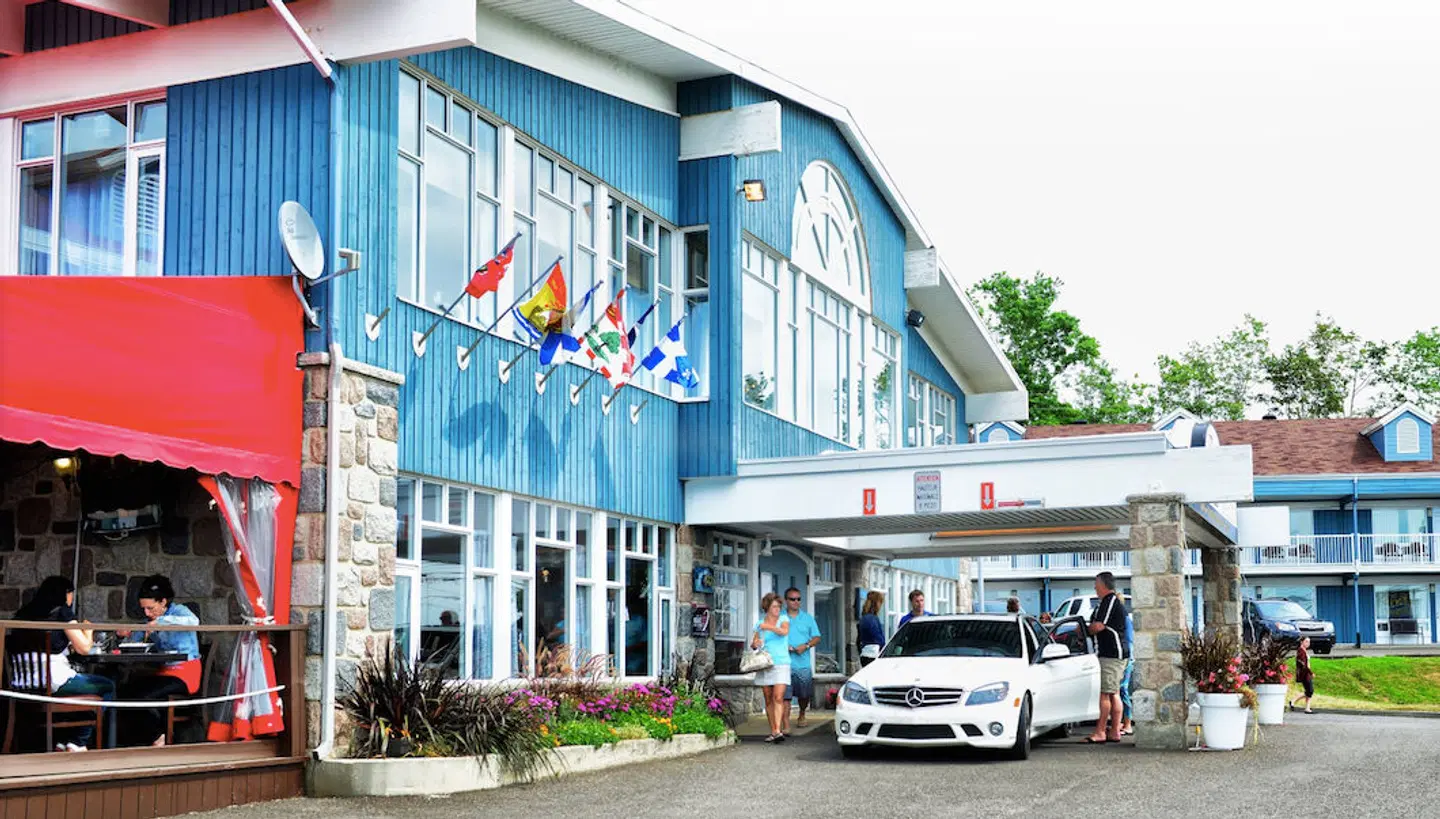 Hostellerie Baie Bleue EXTERIOR