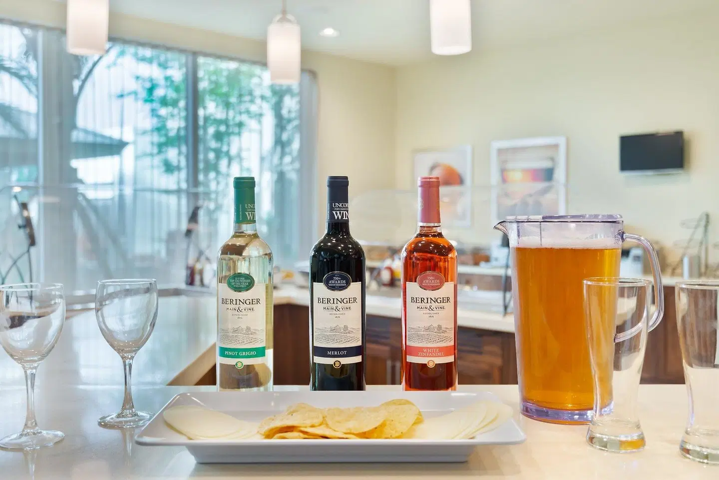 Staybridge Suites Miami International Airport by IHG Restaurant