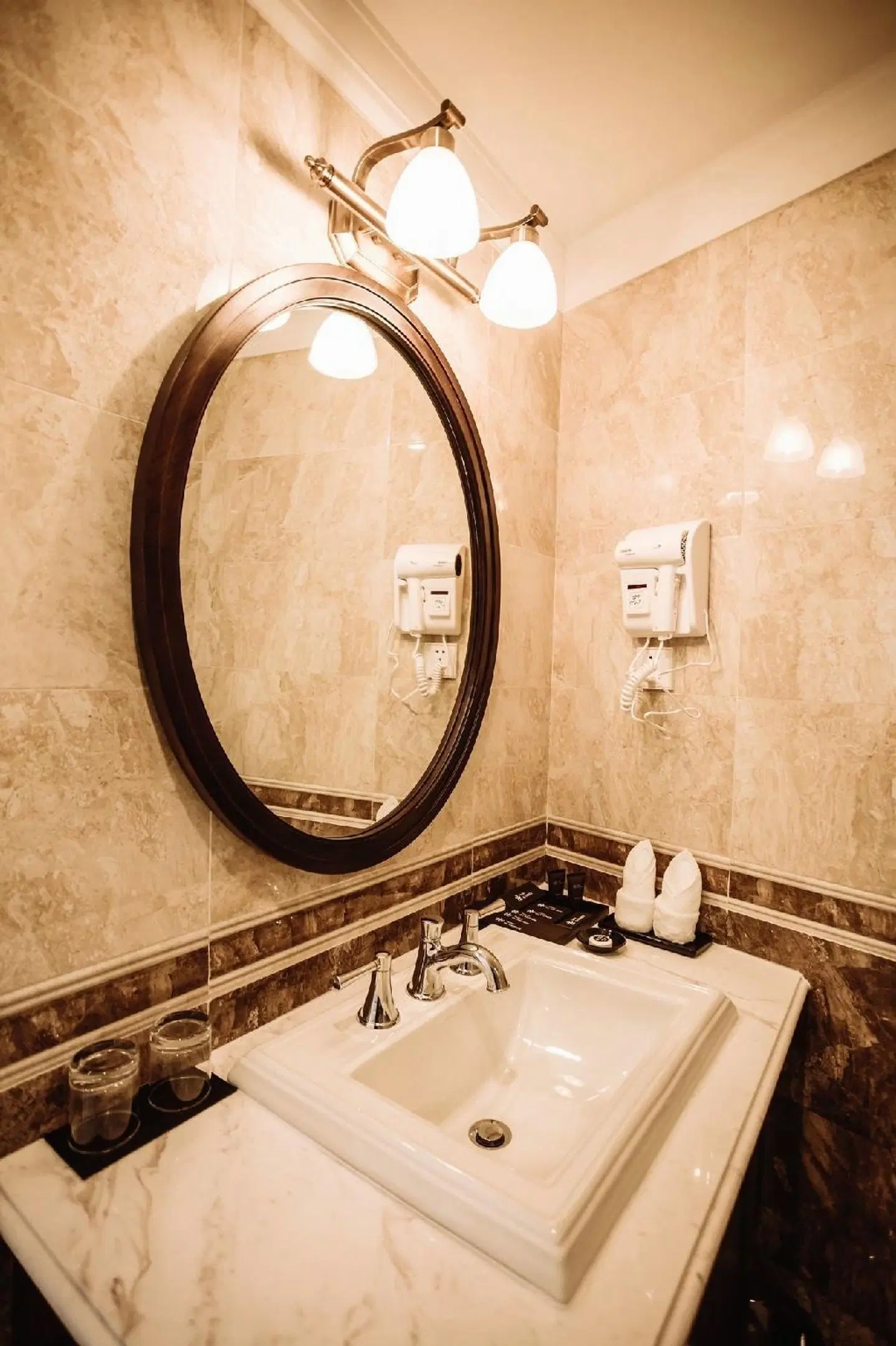 Hotel du Monde Badezimmer