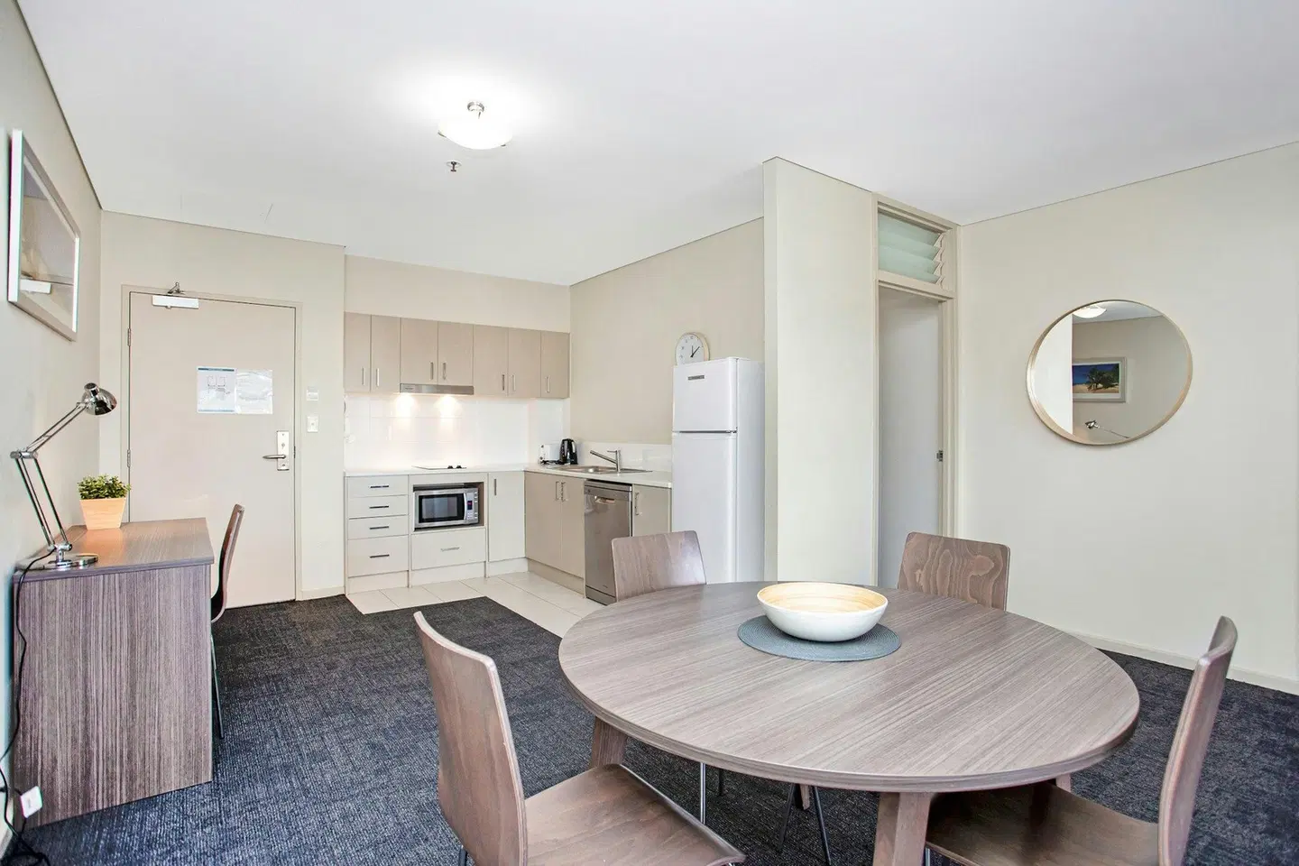 Hume Serviced Apartments ROOM_EXAMPLE