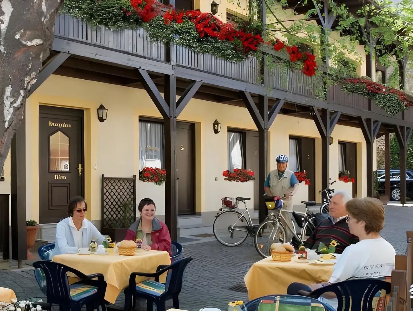 Hotel-Pension zum Markt Terrasse