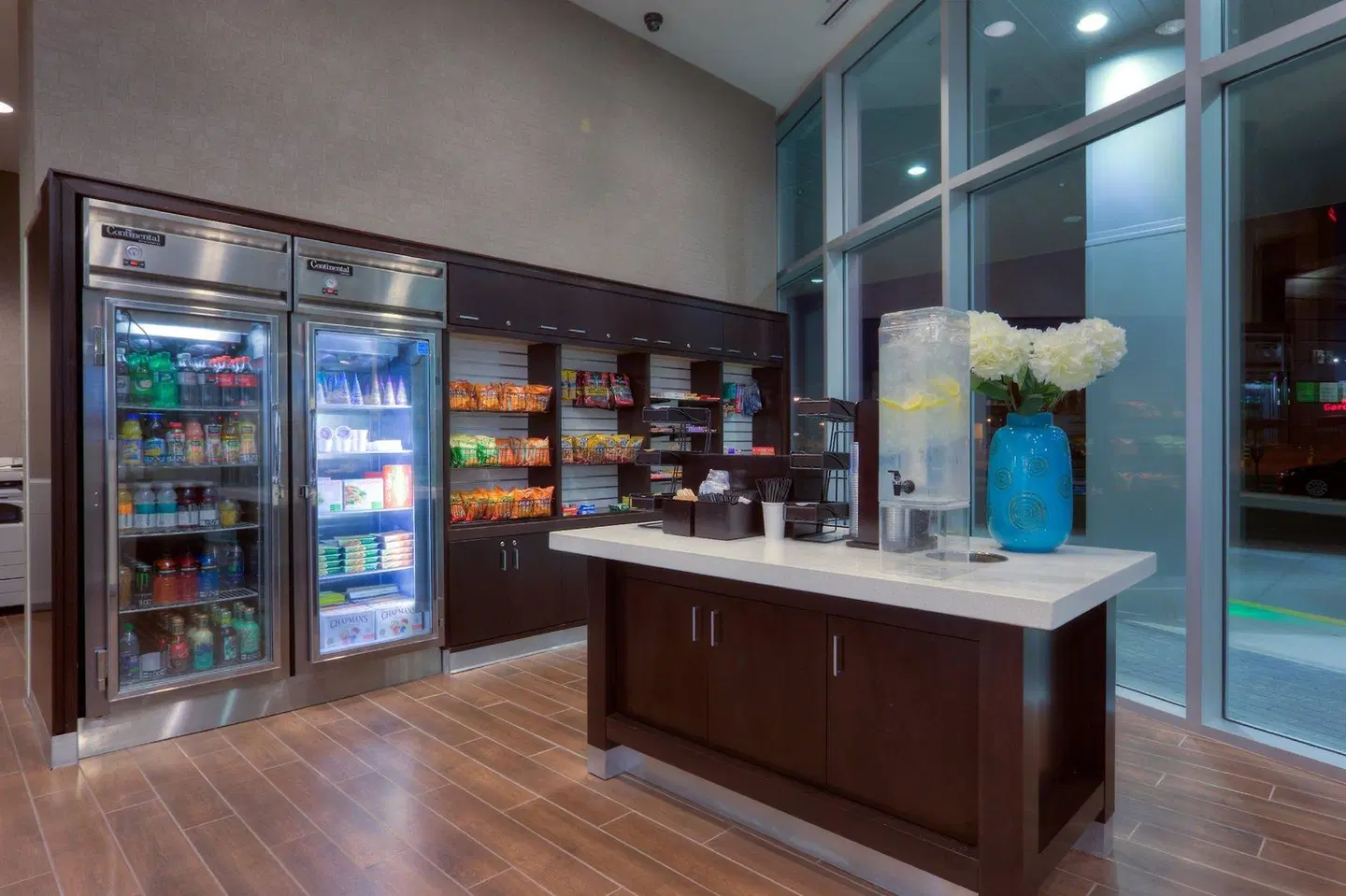 Holiday Inn Hotel & Suites Saskatoon Downtown by IHG Restaurant