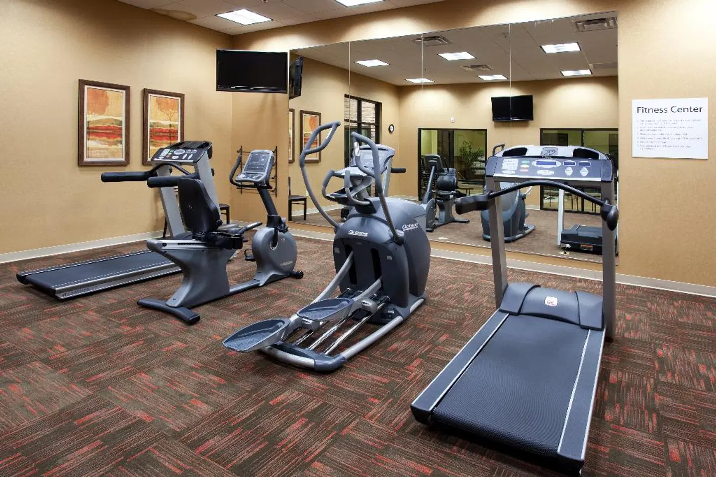 DoubleTree by Hilton Denver International Airport SPORTS_AND_LEISURE