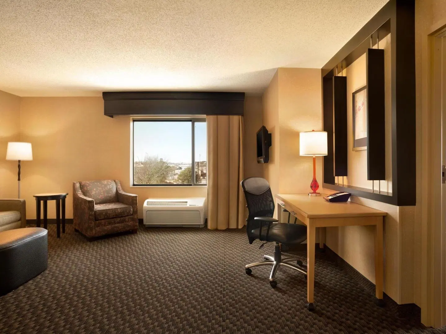 DoubleTree by Hilton Hotel Oklahoma City Airport ROOM_EXAMPLE