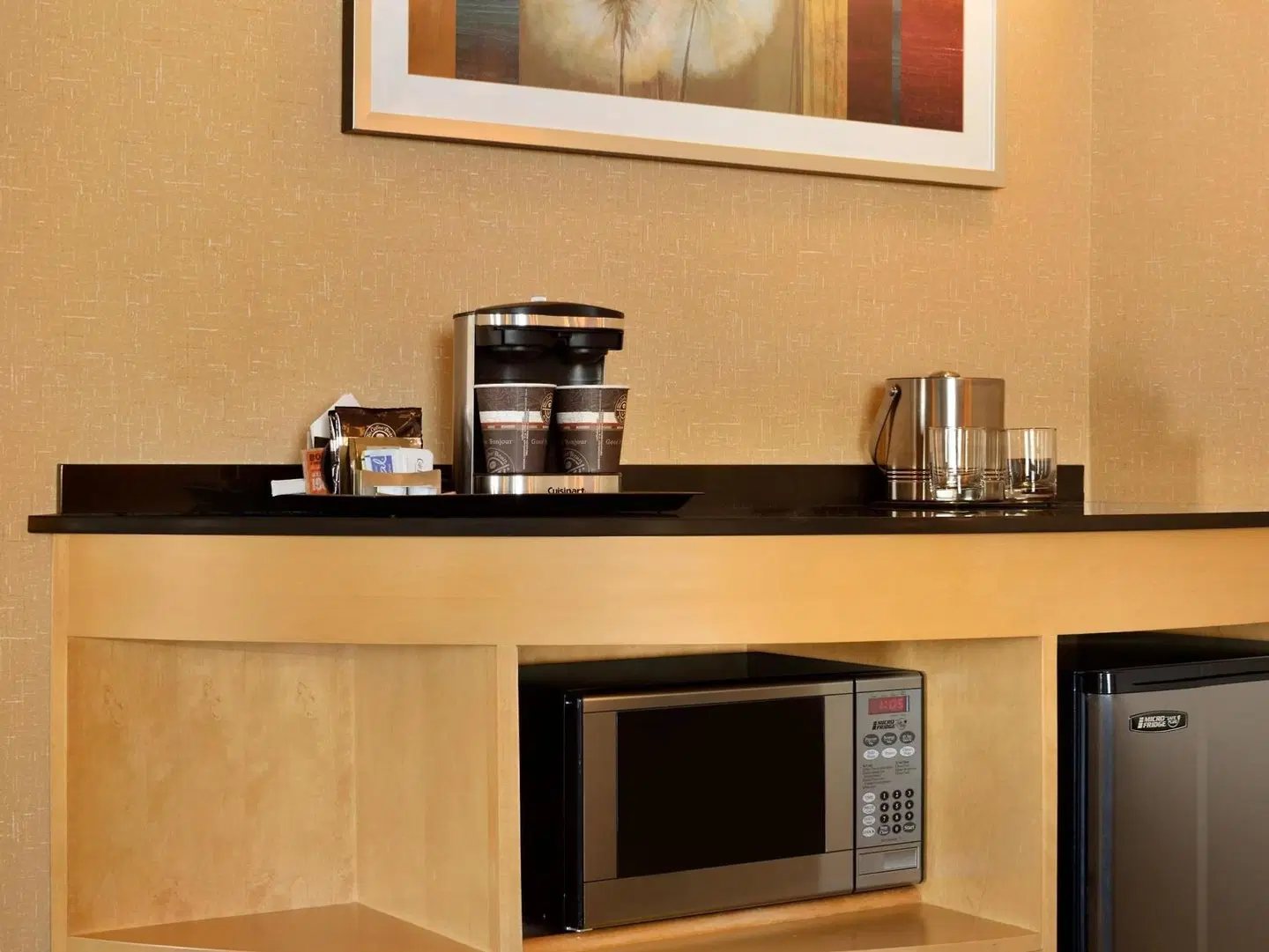 DoubleTree by Hilton Hotel Oklahoma City Airport ROOM_EXAMPLE