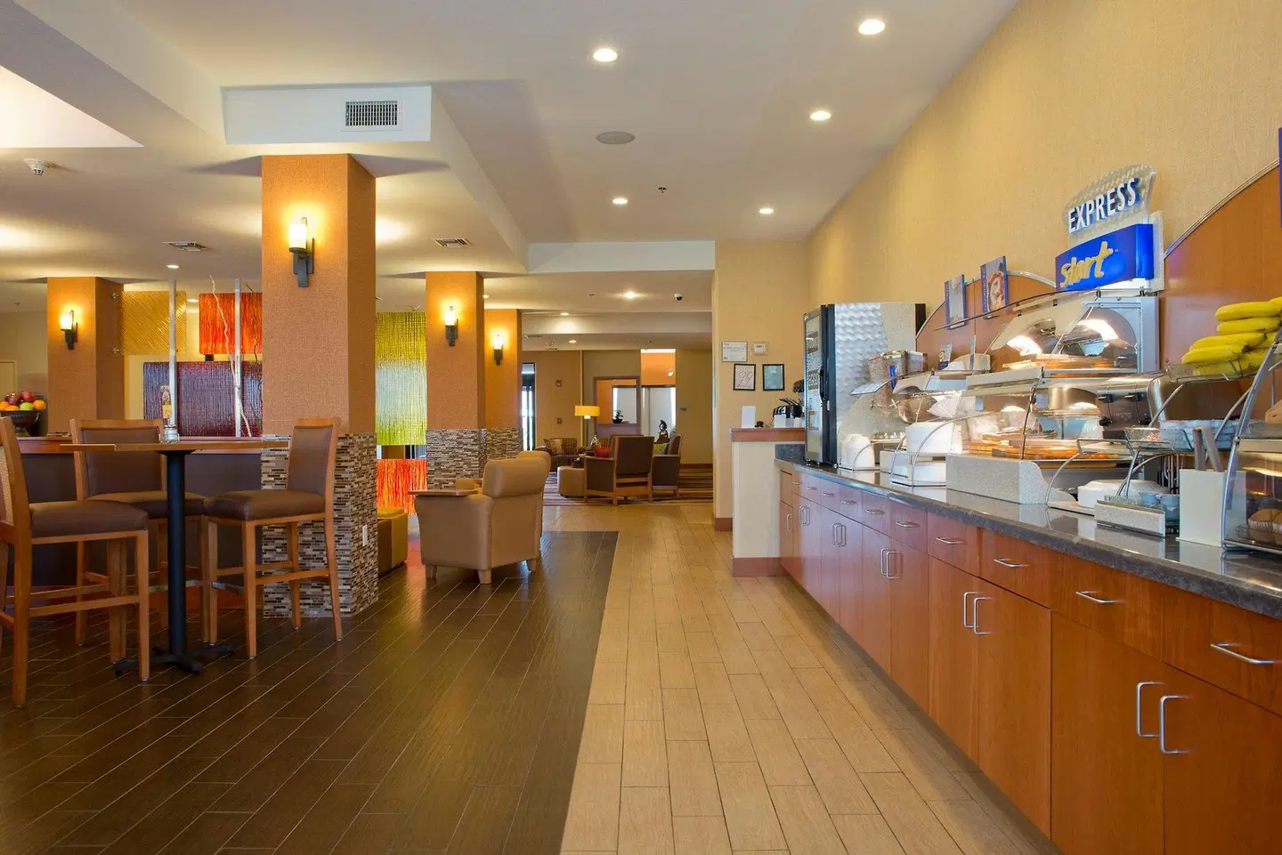 Holiday Inn Express & Suites Prattville South by IHG Restaurant