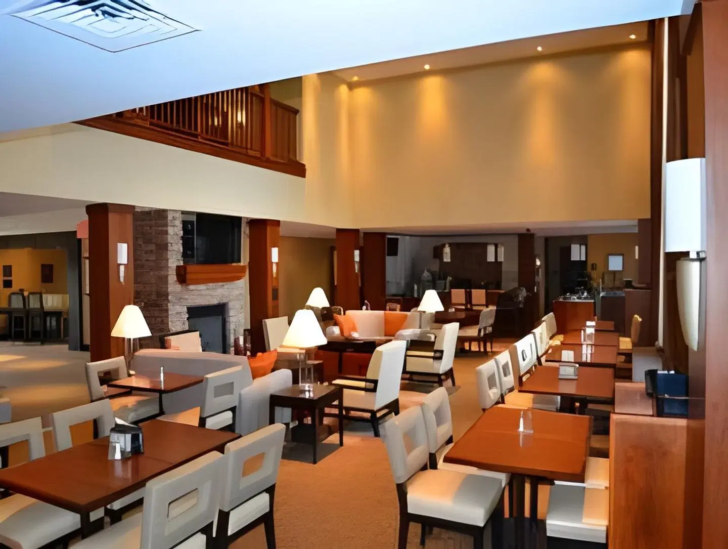 Staybridge Suites Bowling Green by IHG Restaurant