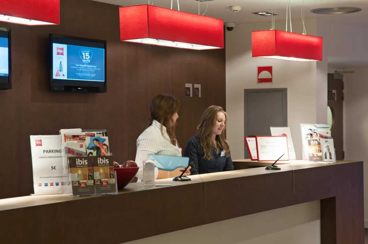 ibis Lleida LOUNGE_LOBBY