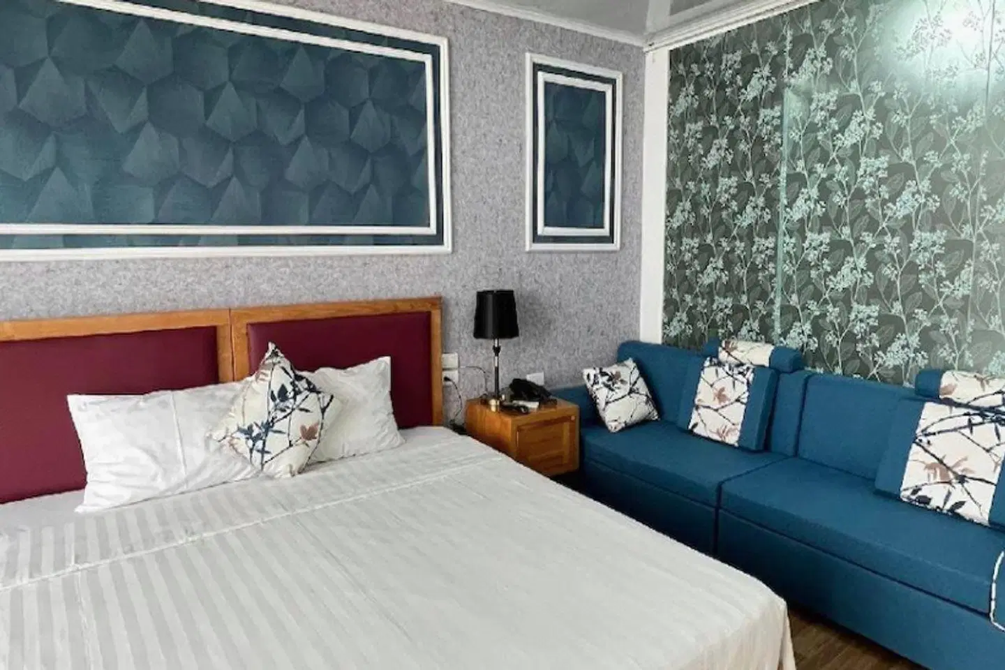 Hanoi Holiday Diamond Hotel ROOM_EXAMPLE