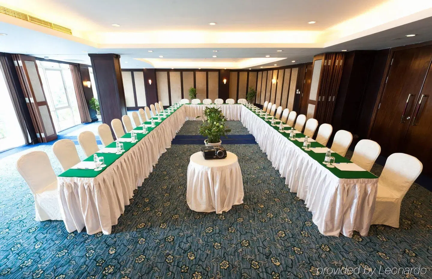 The Hanoi Club Hotel & Lake Palais Residences Konferenz