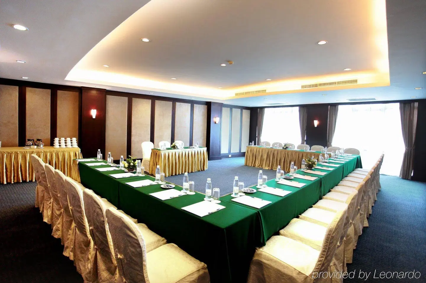 The Hanoi Club Hotel & Lake Palais Residences Konferenz