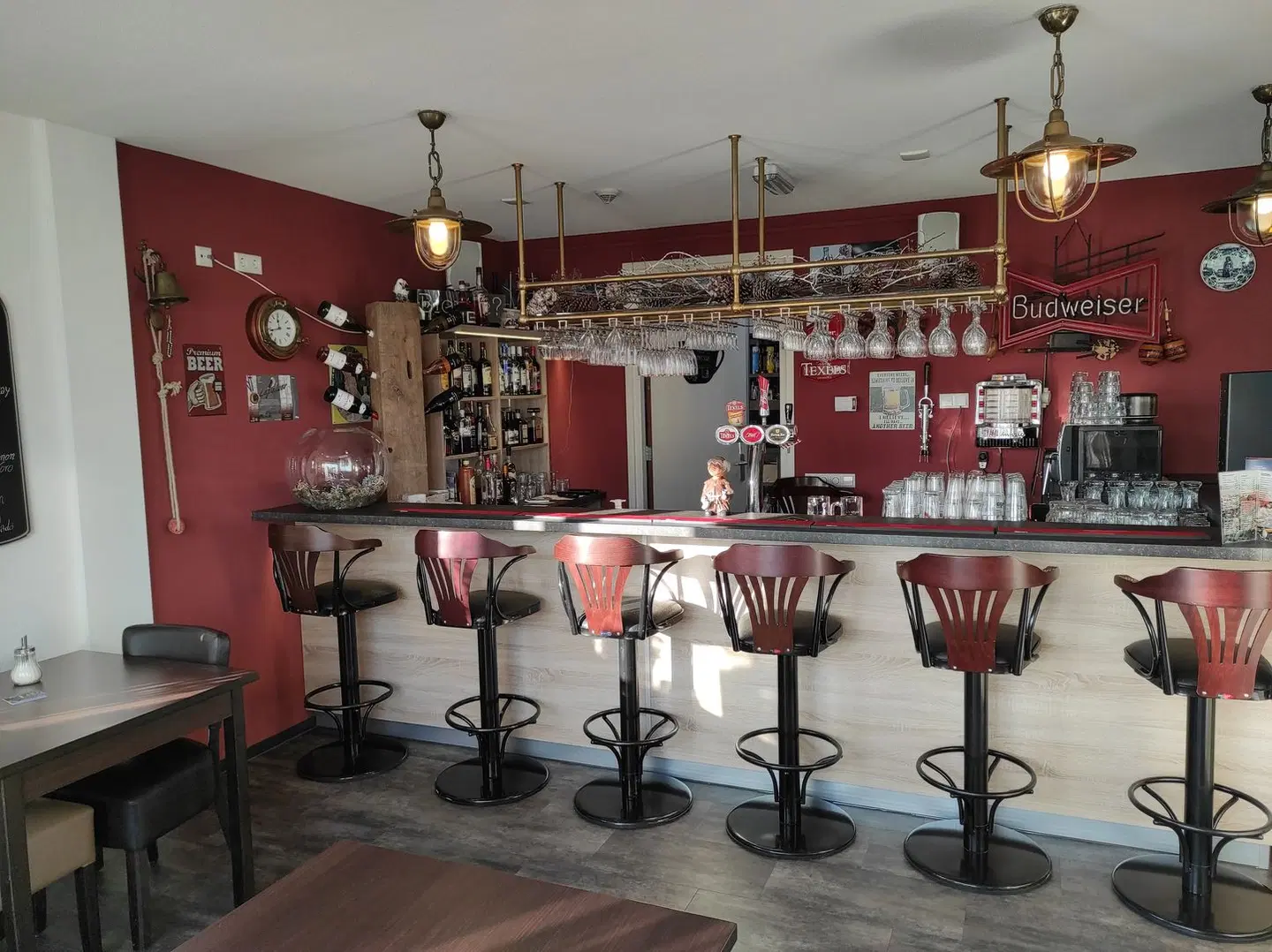 Het Zwaantje Bar