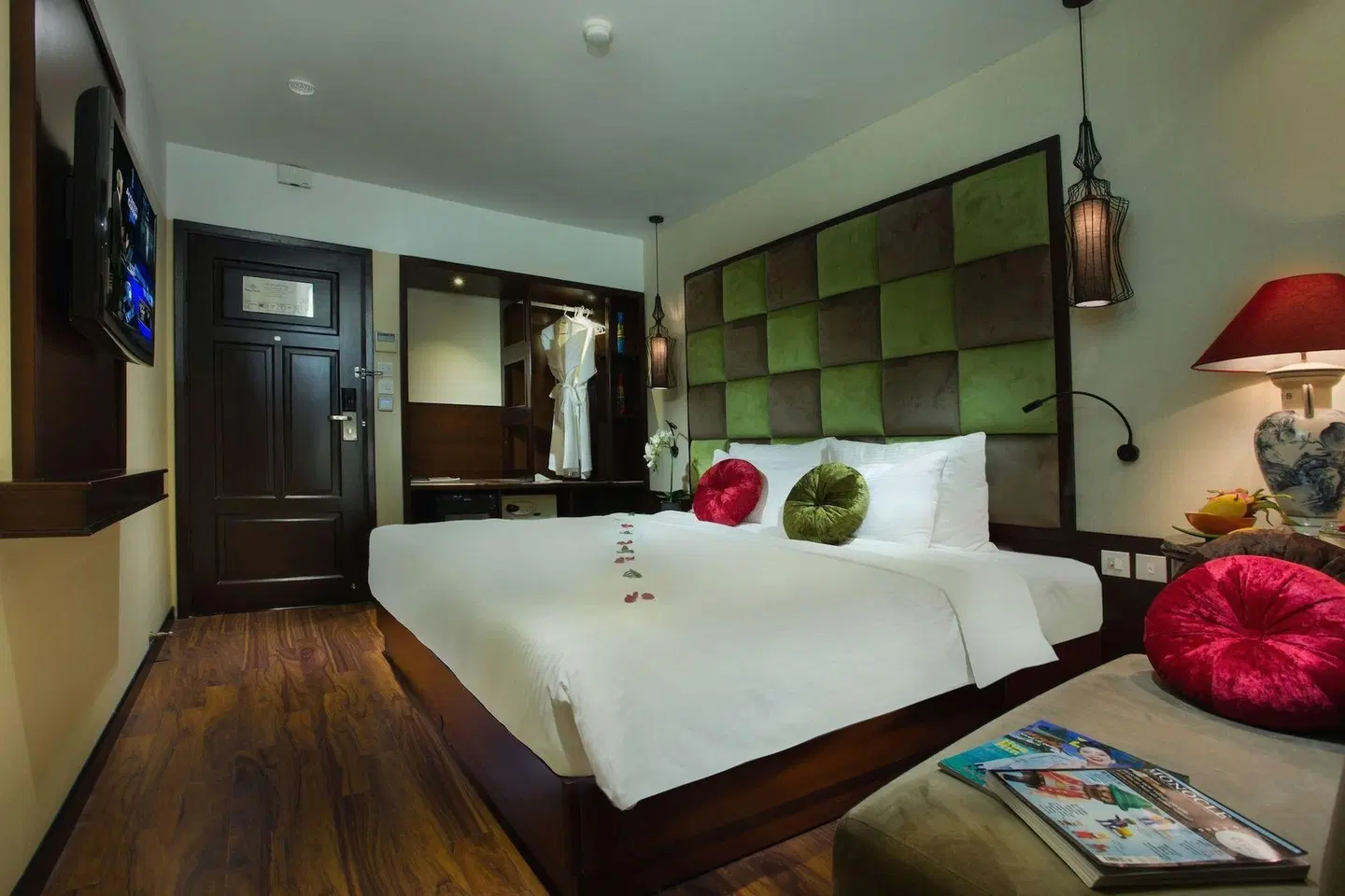 Ambassador Hanoi Hotel & Spa ROOM_EXAMPLE