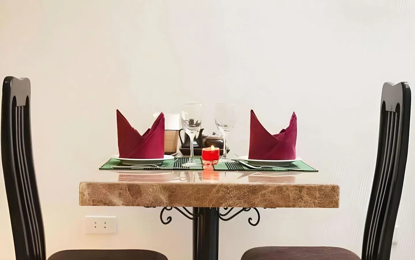 Serenity Villa Hotel MODEL_IMPRESSION
