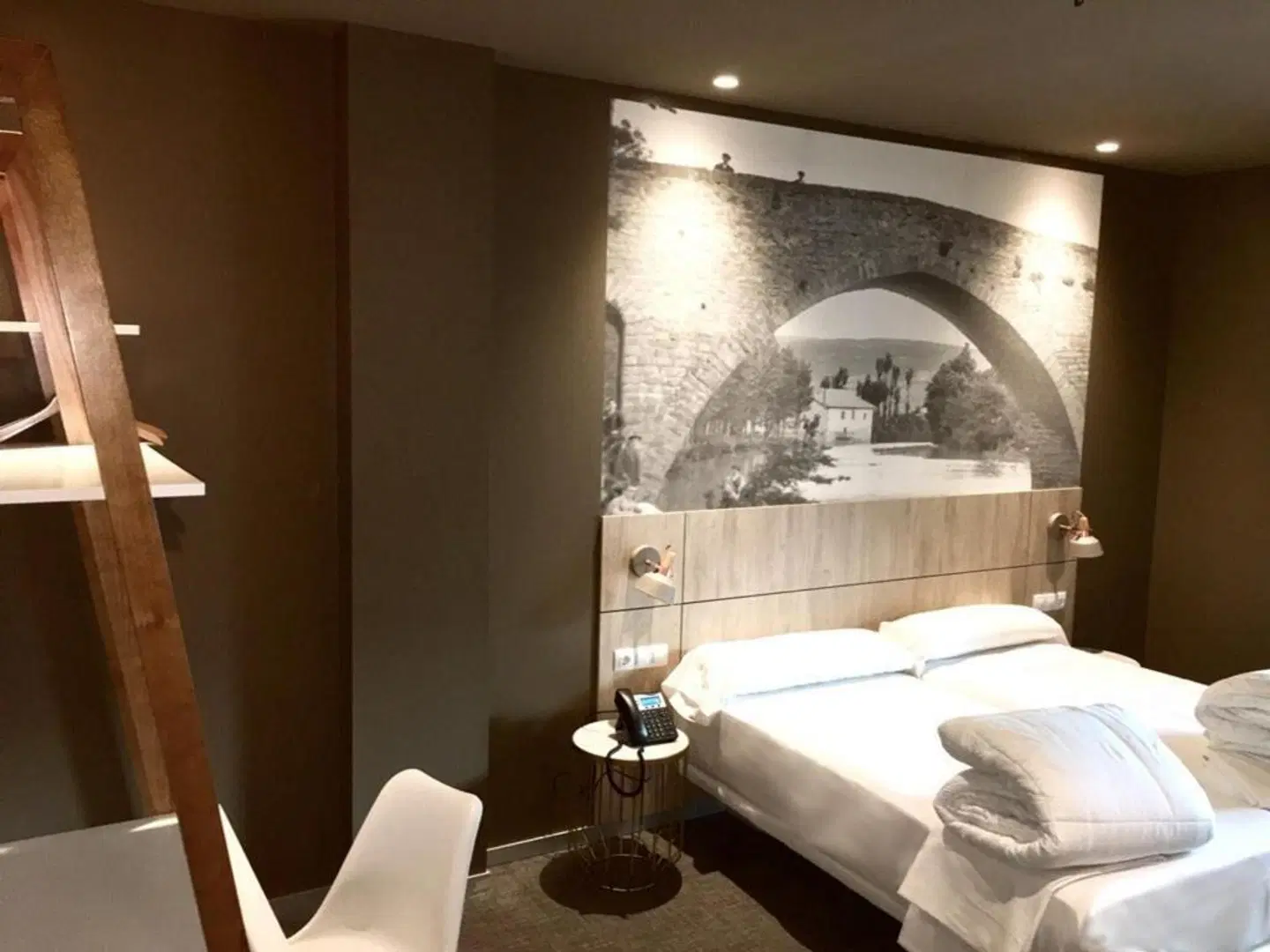 Hotel Landaben Badezimmer