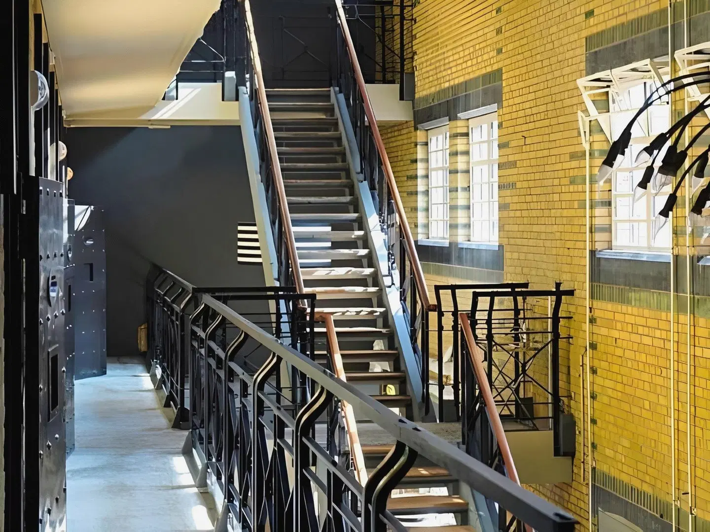 Huis van Bewaring Bar