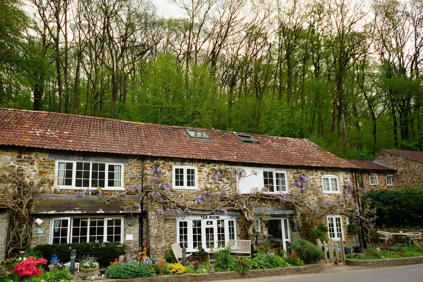 The Barkhouse EXTERIOR